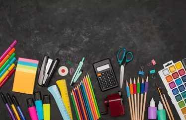 Liburan Pajak Perlengkapan Sekolah:Panduan &Penghematan Negara Bagian 