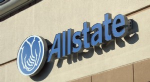 Allstate enfrenta processo por rastreamento de dados de motoristas por celular 