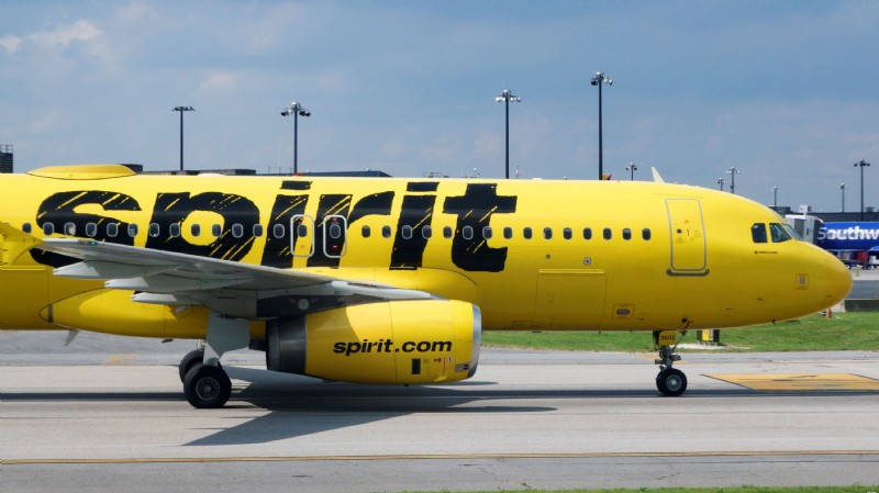 Fallimento di Spirit Airlines:implicazioni per il futuro dei viaggi economici 