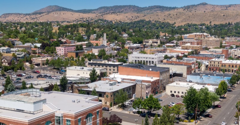 Kota Pacific Northwest yang Terjangkau untuk Pensiunan Jaminan Sosial 