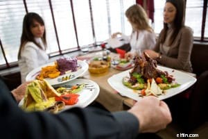 Strategi Makan Siang Sehat &Terjangkau untuk Profesional 