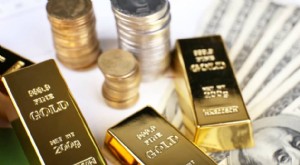 Logam Mulia sebagai Alternatif Investasi:Pro &Kontra 