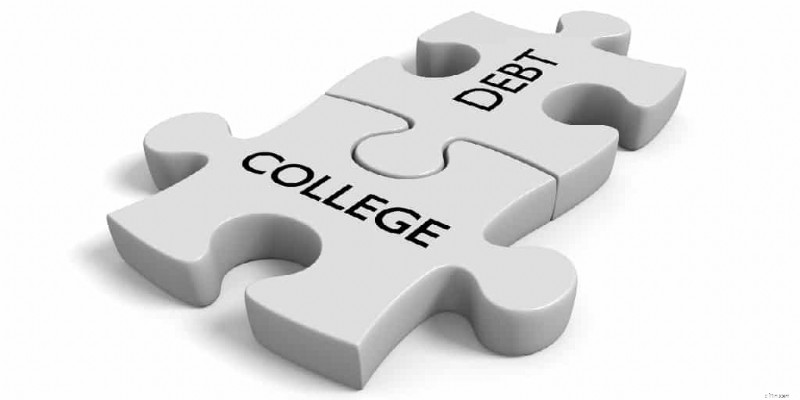 Konsolidasi Pinjaman Mahasiswa vs. Refinancing:Mana yang Tepat untuk Anda? 