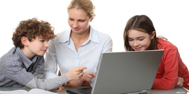 Membesarkan Anak Cerdas Finansial:Tips untuk Orang Tua 