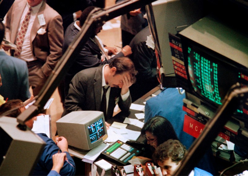 Keruntuhan Pasar Saham Historis:Penjelasan Penyebab &Dampaknya 