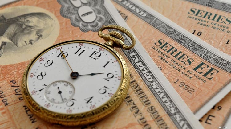 15 Investasi Jangka Panjang Teratas untuk Membangun Kekayaan 