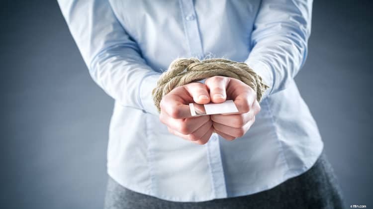 Menavigasi Penurunan Pasar:Panduan untuk Bertahan dari Keruntuhan Pasar Saham 