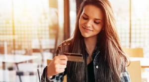 Cartes de débit :un guide complet pour l application, l activation et l utilisation 