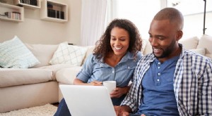 Top 10 des sites Web d achat de voitures en ligne de 2026 - Avis d experts 