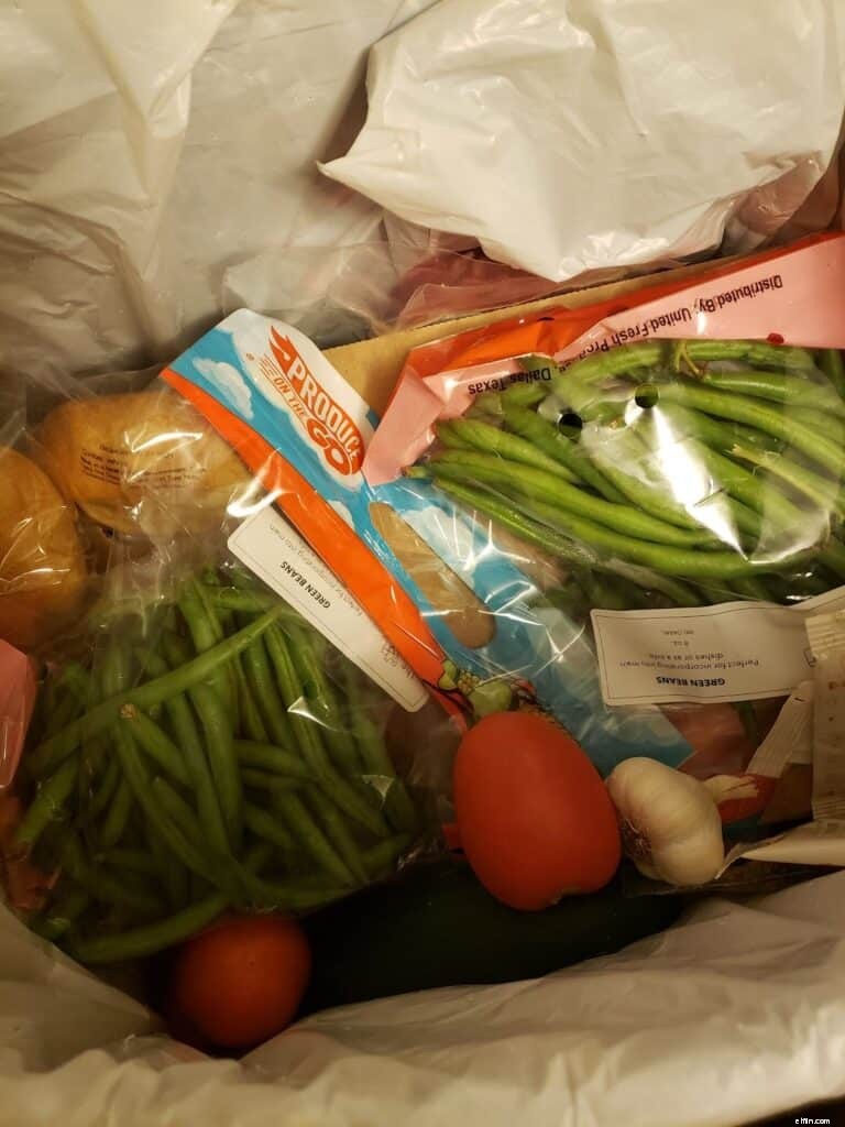 Dinnerly vs. HelloFresh:Perbandingan Komprehensif (2024) 