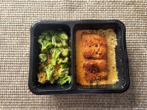 Ulasan Pengiriman Makanan Faktor:Makanan Segar dan Sehat untuk Gaya Hidup Sibuk 